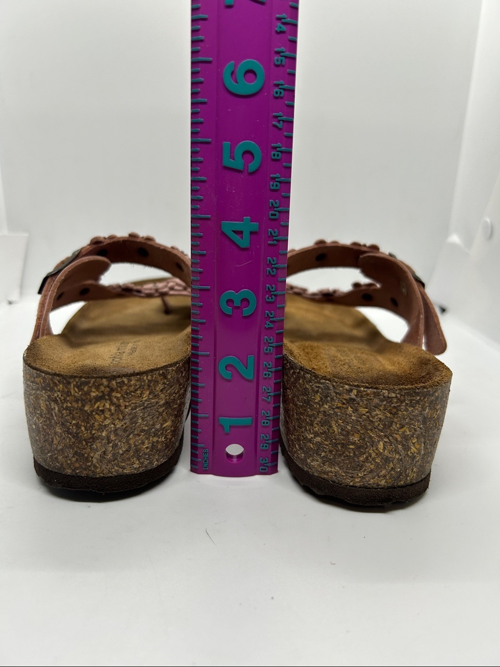Sophia Milano Wedge Sandals Size 9 Mauve Pink Leather Flowers Slip On Toe Post - Picture 9 of 11